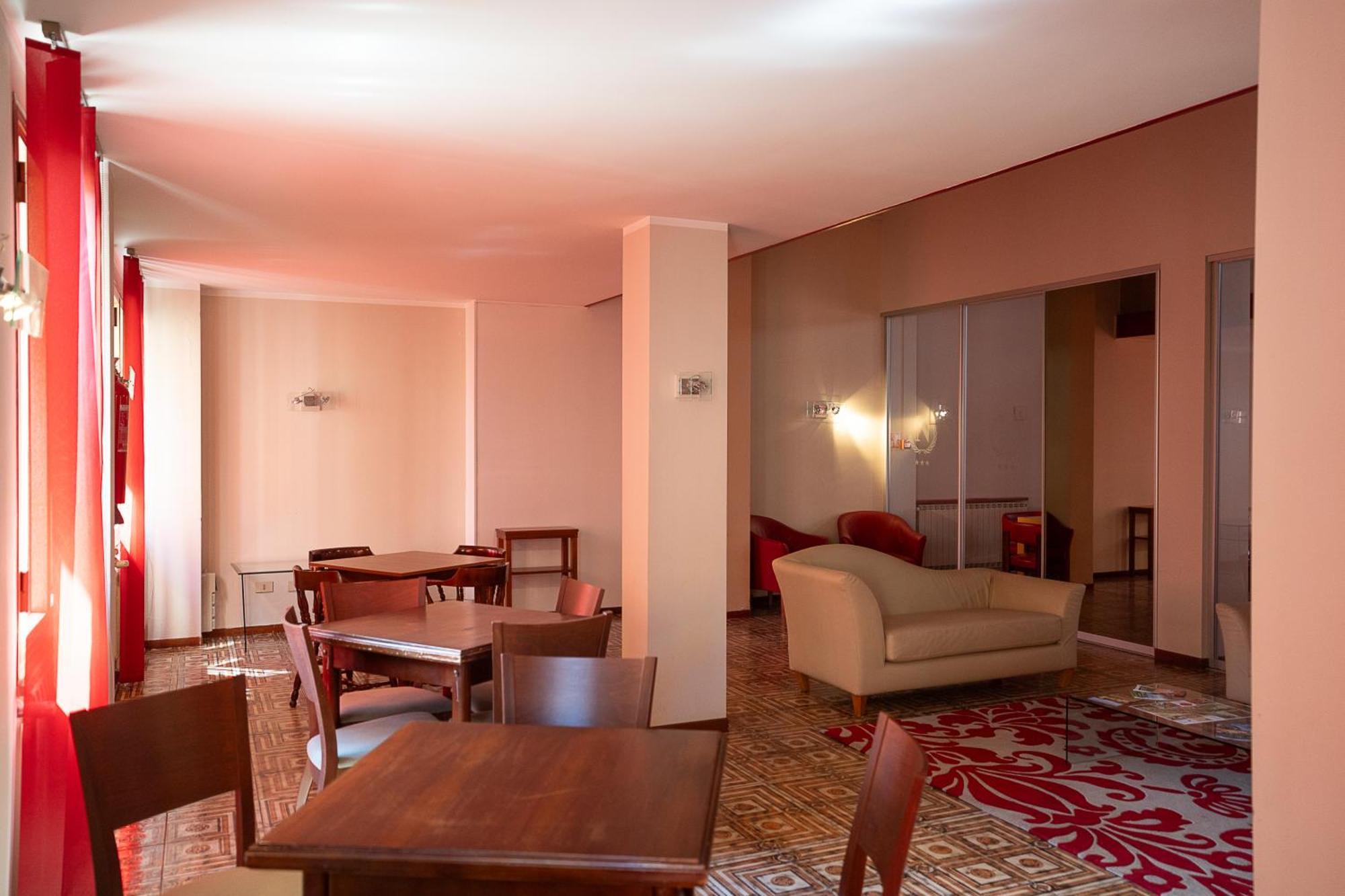Hotel Napoleon بونتريمولي المظهر الخارجي الصورة